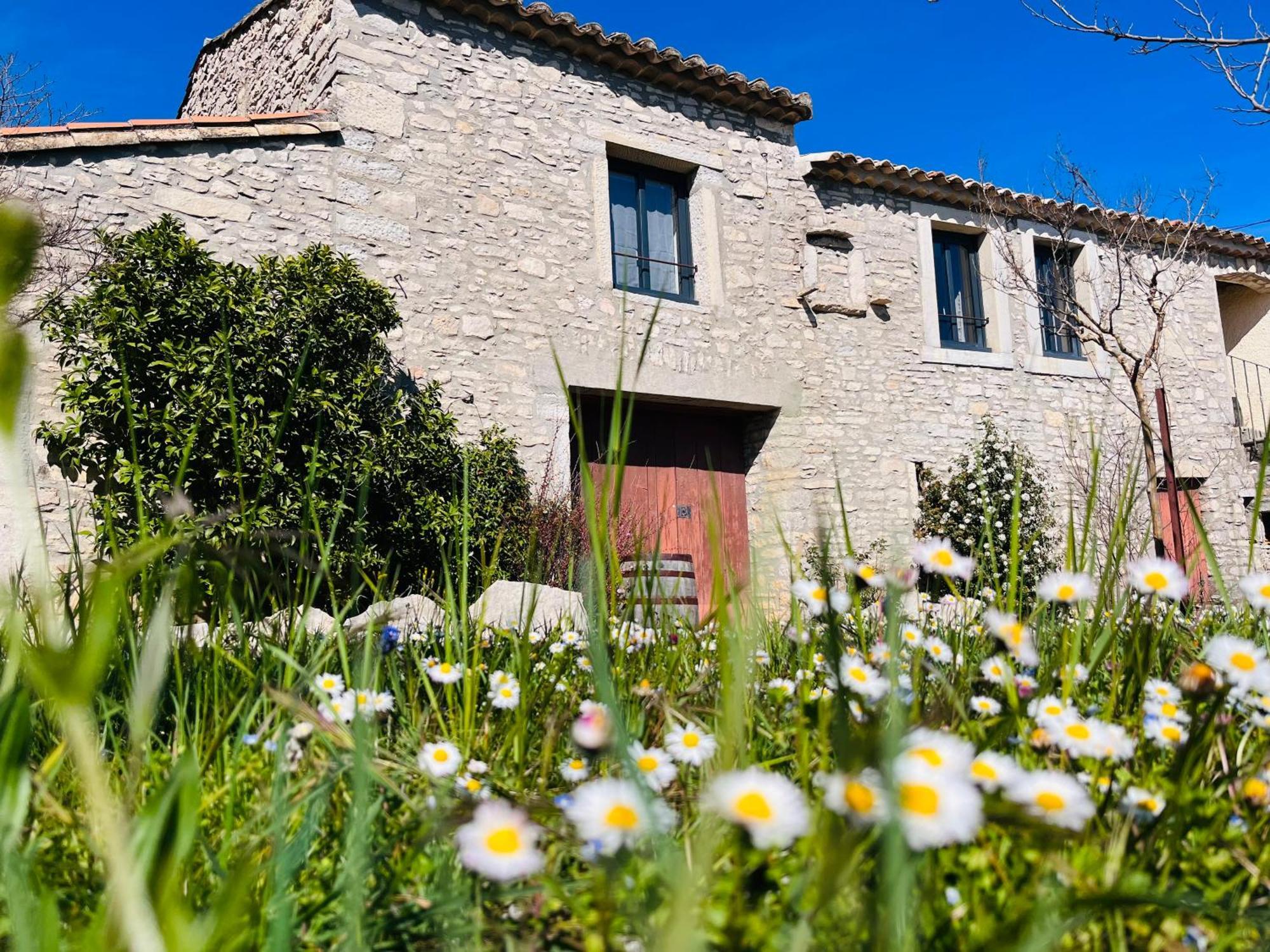 L'Ostal Du Pic Saint Loup Aux Embruscalles Claret Exterior photo
